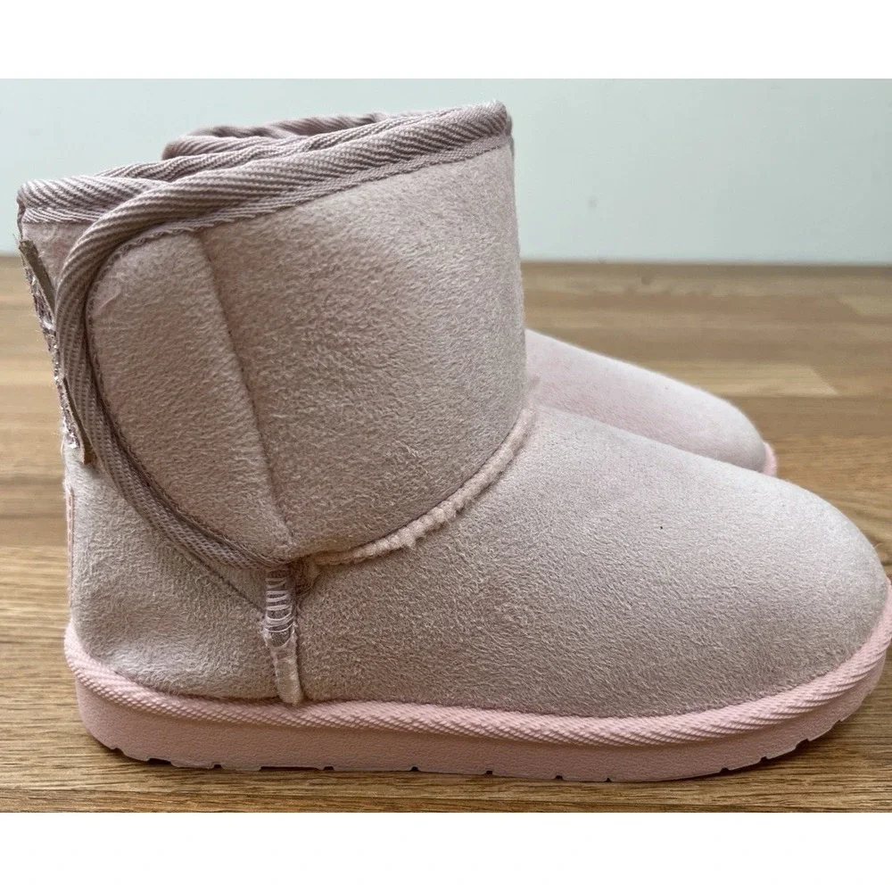 Olivia Miller Sparkle Butterfly Boots Pink, Big Girls Size 1 Faux Shearling NEW